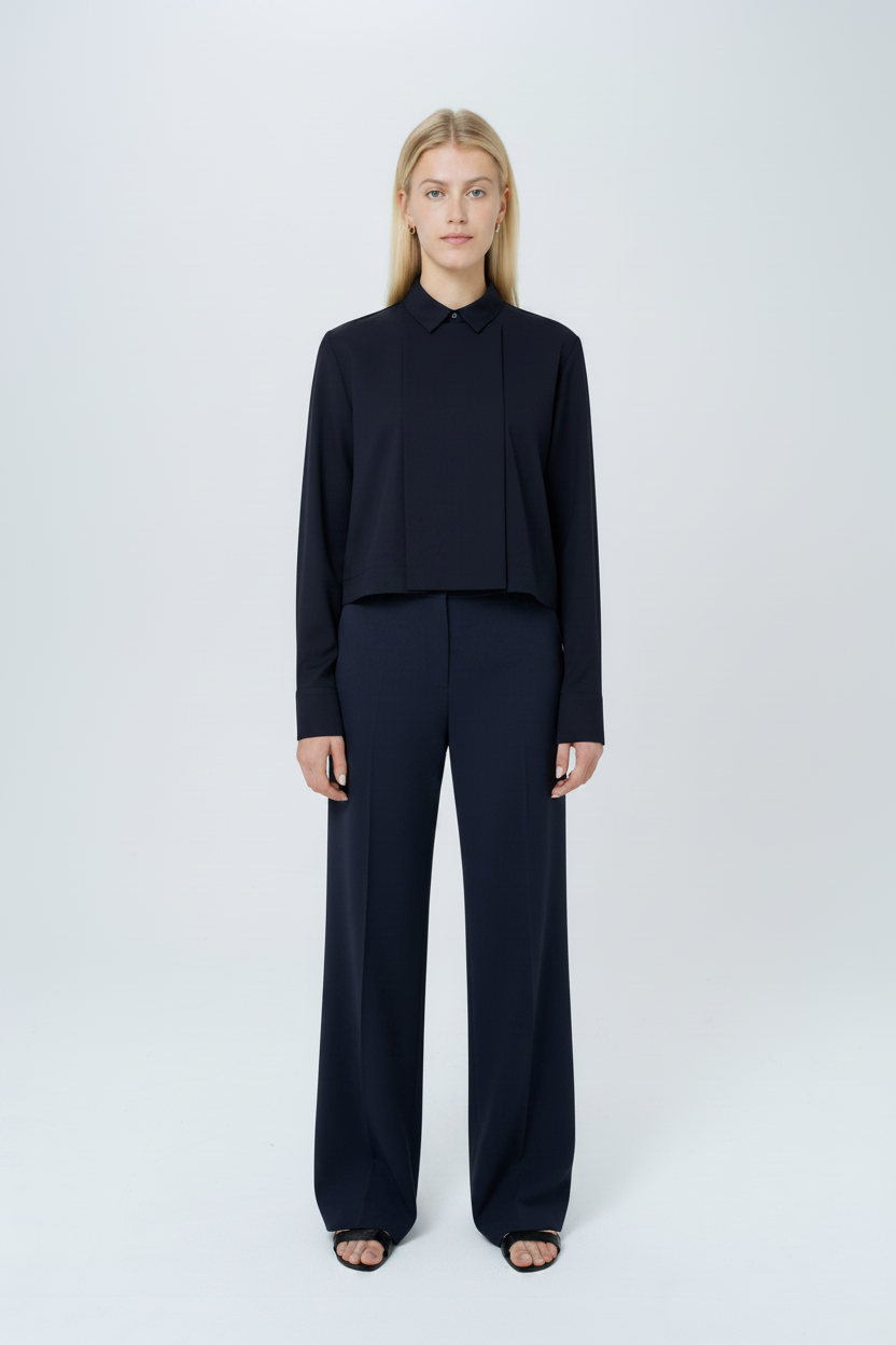 MM.003 - Shirt in Marineblau mit dunkelblaue Hose